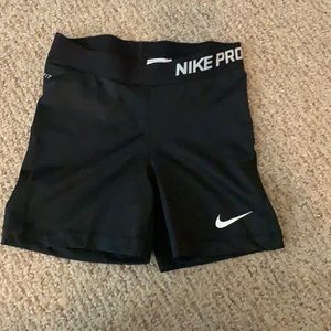 Women’s size small Nike Pro